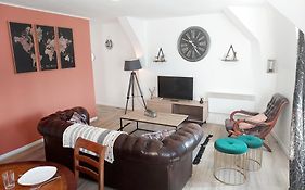 T3 Renove En Face Des Thermes